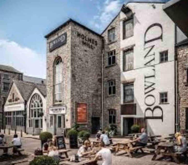 Clitheroe Town Centre Modern 2 Bed Apartment المظهر الخارجي الصورة